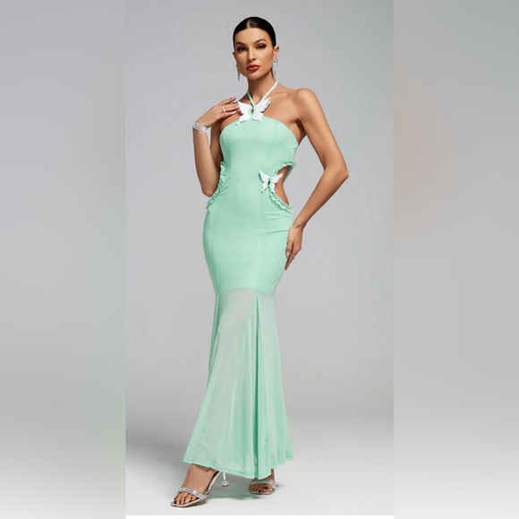 Luxelkvingfashions Dresses & Skirts - Elegant Strapless Seafoam Green Dress